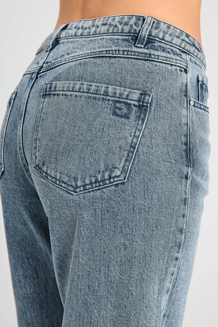 FREEQUENT FQMIDDE - JEANS - BLÅ OG HVID