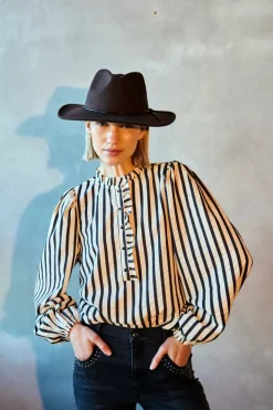 FREEQUENT FQNOTO - BLUSE - SORT OG HVID
