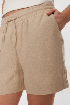 FREEQUENT LAVA SHORTS